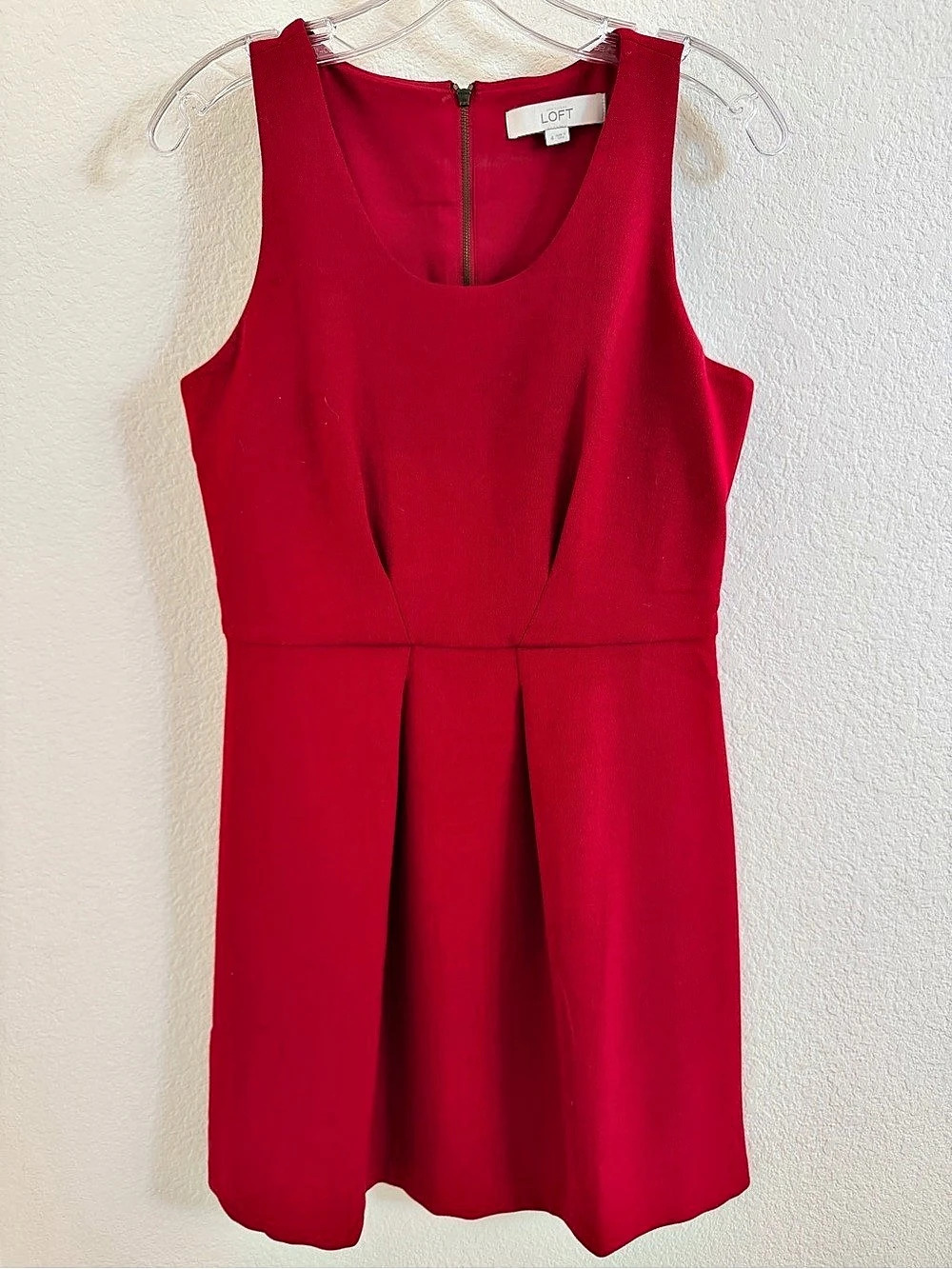 ❤️ LOFT Sleeveless Mini Dress in Red (Size 4 - Like New)